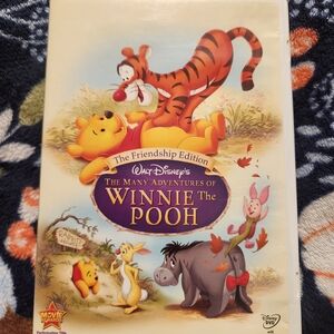 Walt Disney's The Many Adventures of Winnie The Pooh DVD